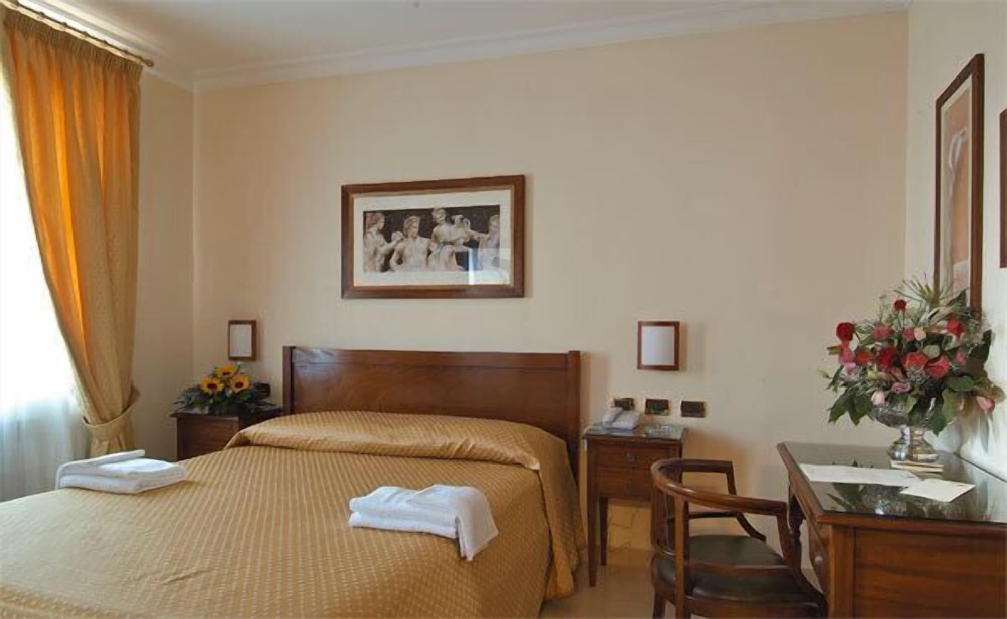 Buono Hotel Νάπολη Εξωτερικό φωτογραφία