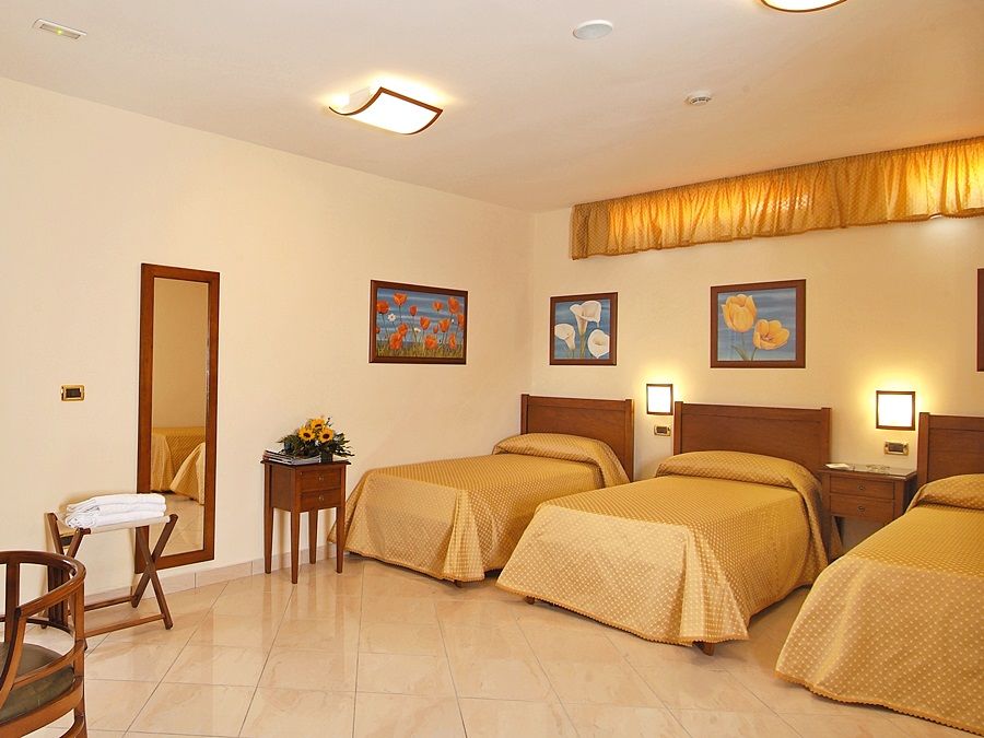 Buono Hotel Νάπολη Εξωτερικό φωτογραφία